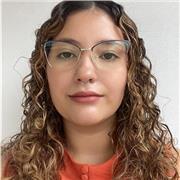 Dou aulas de reforço para o fundamental 1 e 2. Também tenho experiência comprovada como babá